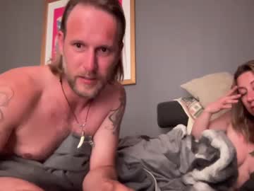 couple Nude Live Cams with lexiefixie