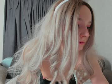 girl Nude Live Cams with little_batty1