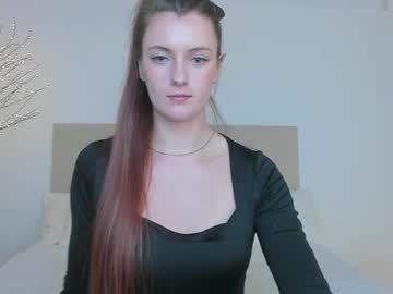 girl Nude Live Cams with blush_flower
