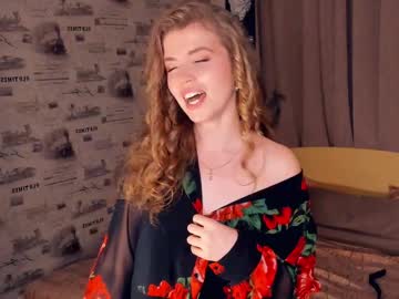 girl Nude Live Cams with chia_silver