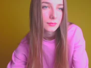 girl Nude Live Cams with milly_liss