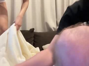 couple Nude Live Cams with hidinginjapan