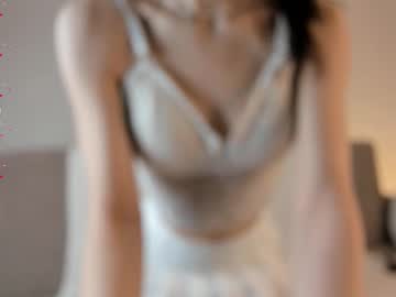 girl Nude Live Cams with elwynagreaves