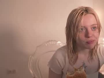 couple Nude Live Cams with cassie_purr