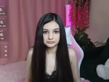 girl Nude Live Cams with urlittleamy
