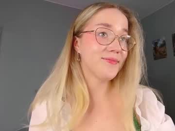 girl Nude Live Cams with aluntick