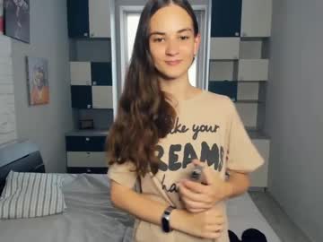 girl Nude Live Cams with intoursoui