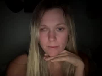girl Nude Live Cams with beachbabi