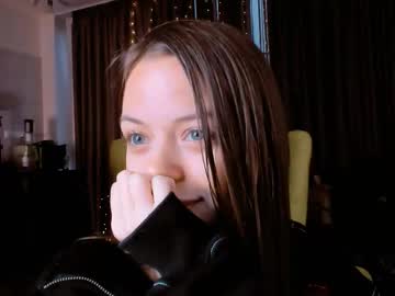 girl Nude Live Cams with hype_meal_home