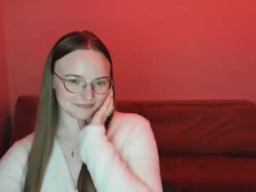 girl Nude Live Cams with miya_mimi