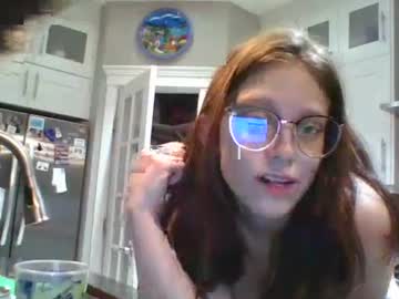 girl Nude Live Cams with ayowen