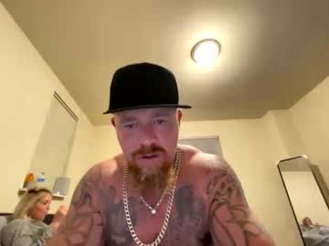 couple Nude Live Cams with bakkensfinest
