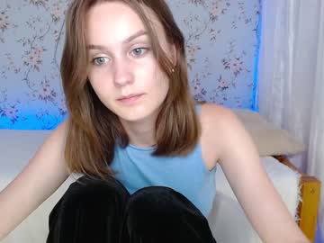 girl Nude Live Cams with kitttycat__meow