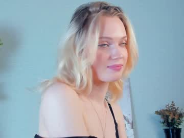 girl Nude Live Cams with esmahartell