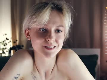 girl Nude Live Cams with lili_summer