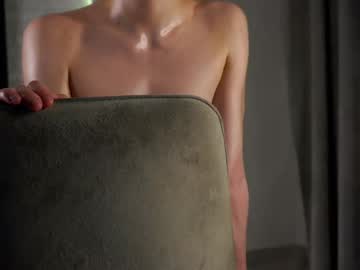 girl Nude Live Cams with sweetsoyster
