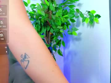 girl Nude Live Cams with _raisaa_moon